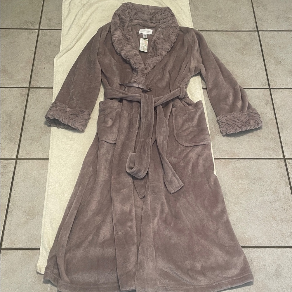 NWT Carole Hochman Plush Purple Robe - Picture 3 of 8